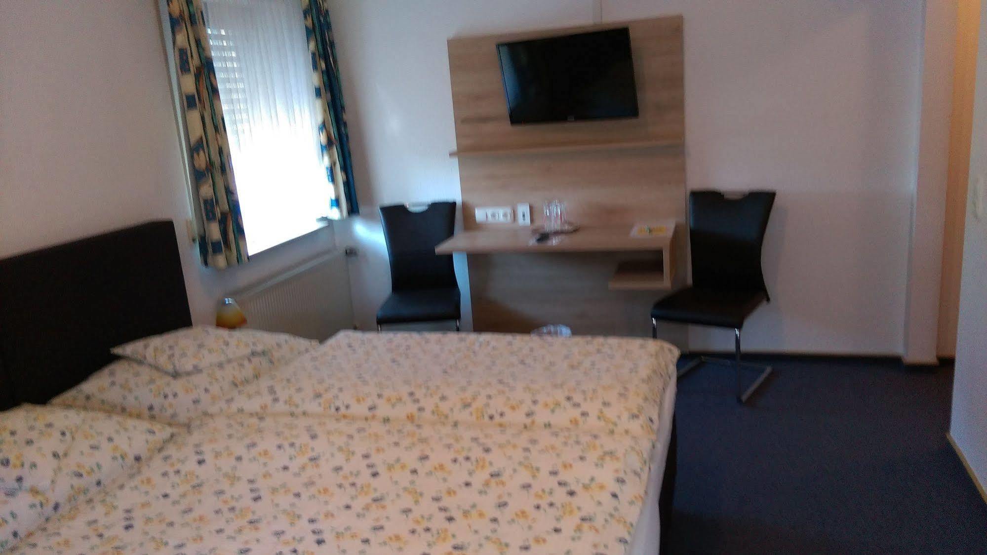 Gasthaus Pension Rezatgrund Windsbach 외부 사진